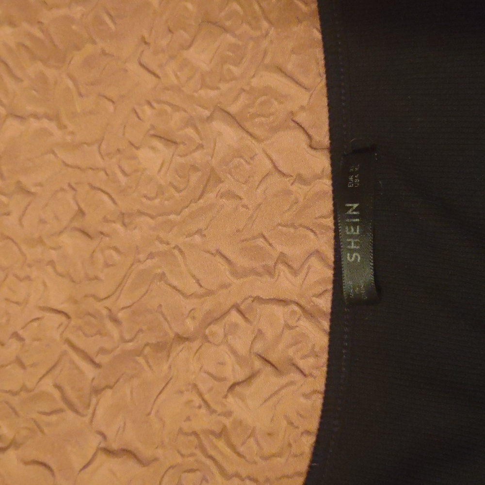 Black Ruffled Women's Top - Picture 5 of 5